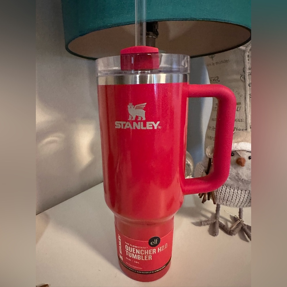 Stanley Quencher ELF Tumbler 40 OZ Red Delicious Brand New With Tags